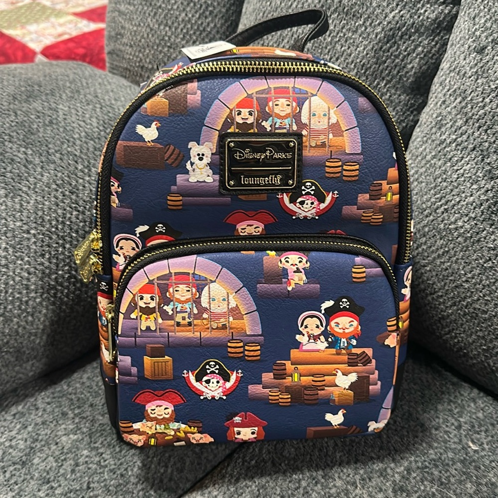 Lougefly Disney Parks Pirates Of The Caribbean Mini Backpack - BNWT - smokefree